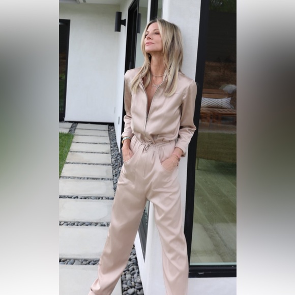 🔹 Elaine Kim Satiny Jumpsuit